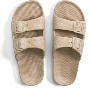 Freedom Moses Slide Sandals in Bali Sands - 39 (8) - NWOB